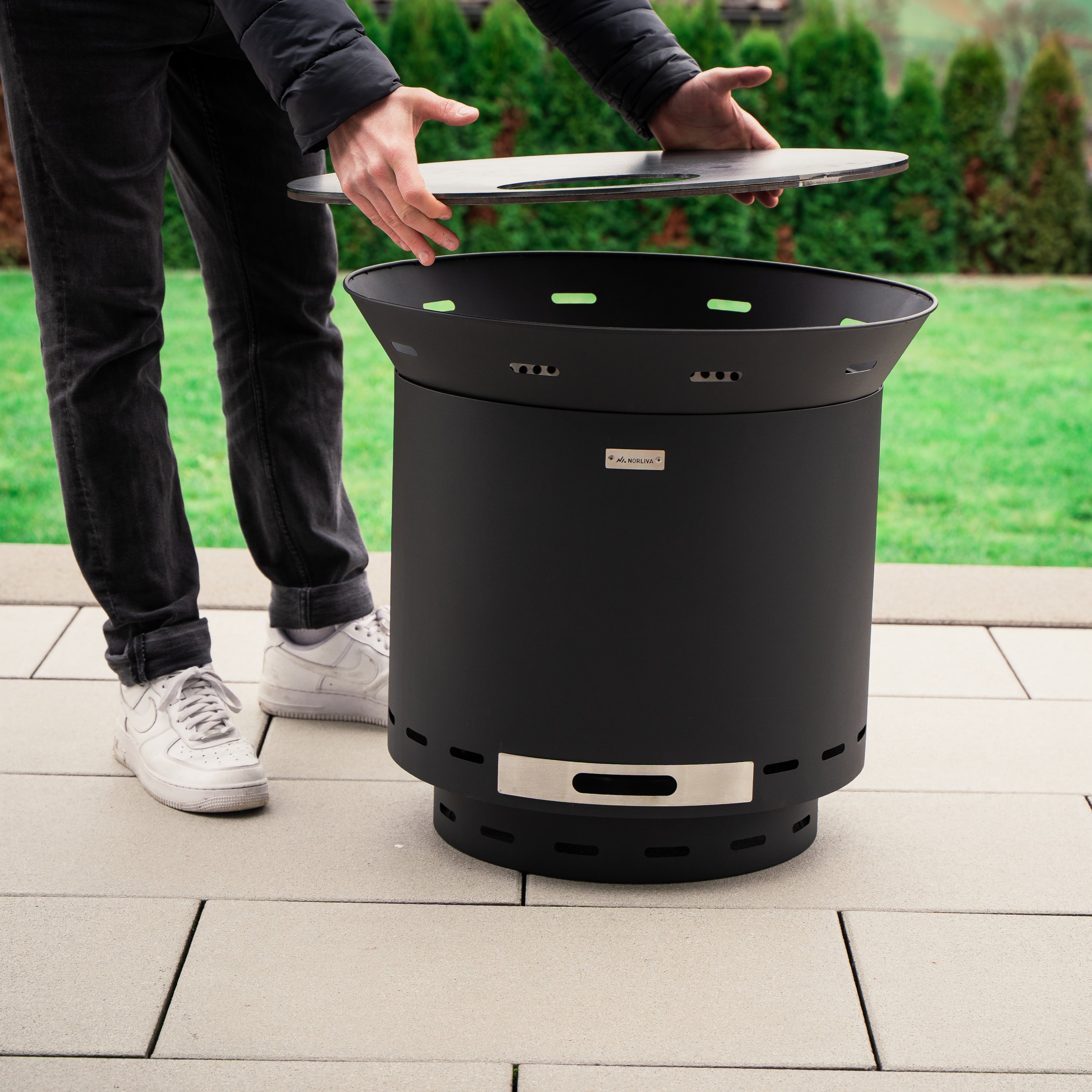 Set: Skara + Deckel + Feuerplatten-Grill + Pizzaofen-Aufsatz