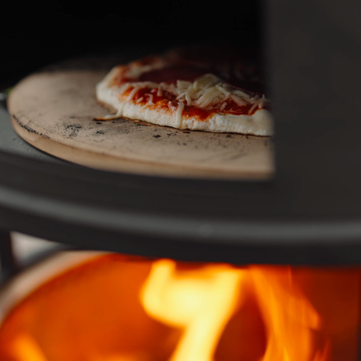 Ensemble : Skara + accessoire four à pizza